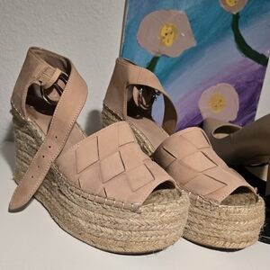 Marc Fisher espadrilles